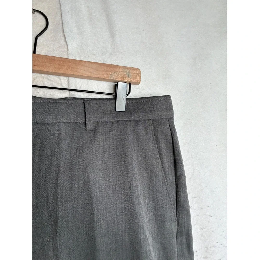 NWT Haggar Standards Mens Straight Fit Super Flex Waistband Pants 34x34 Grey
